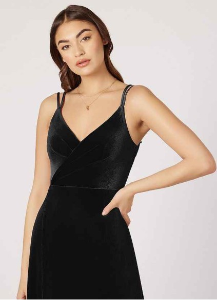 Earizer Hapa Velvet Dress