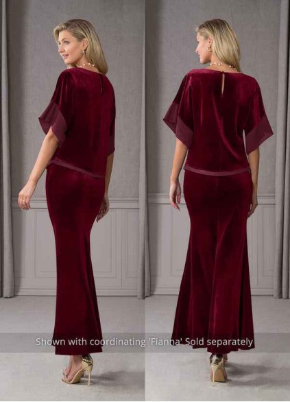 Earizer Zana Velvet Skirt
 ( Final Sale )